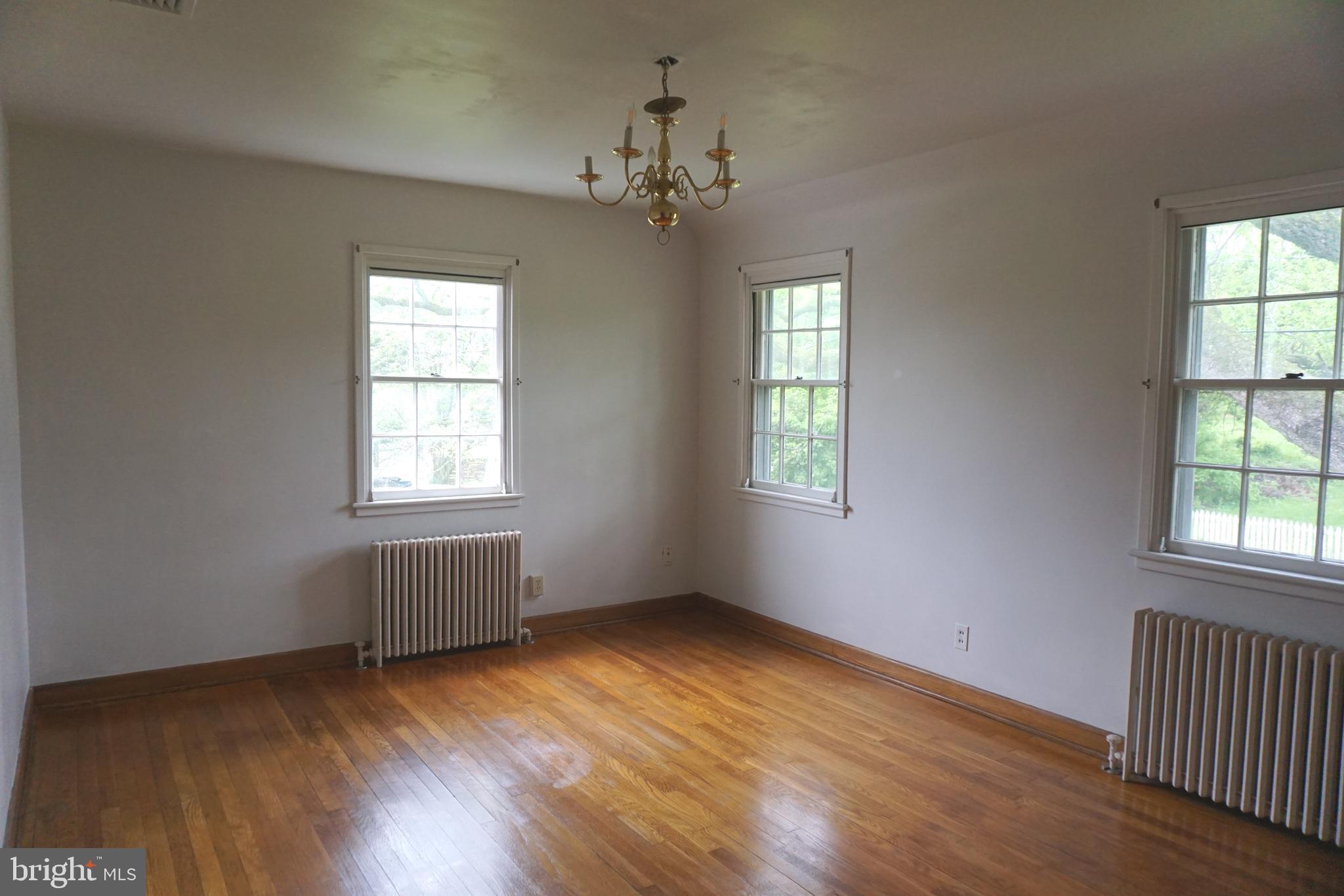 24 Overbrook Road Catonsville, MD 21228 - Photo 37 of 46 Gallery Image 37