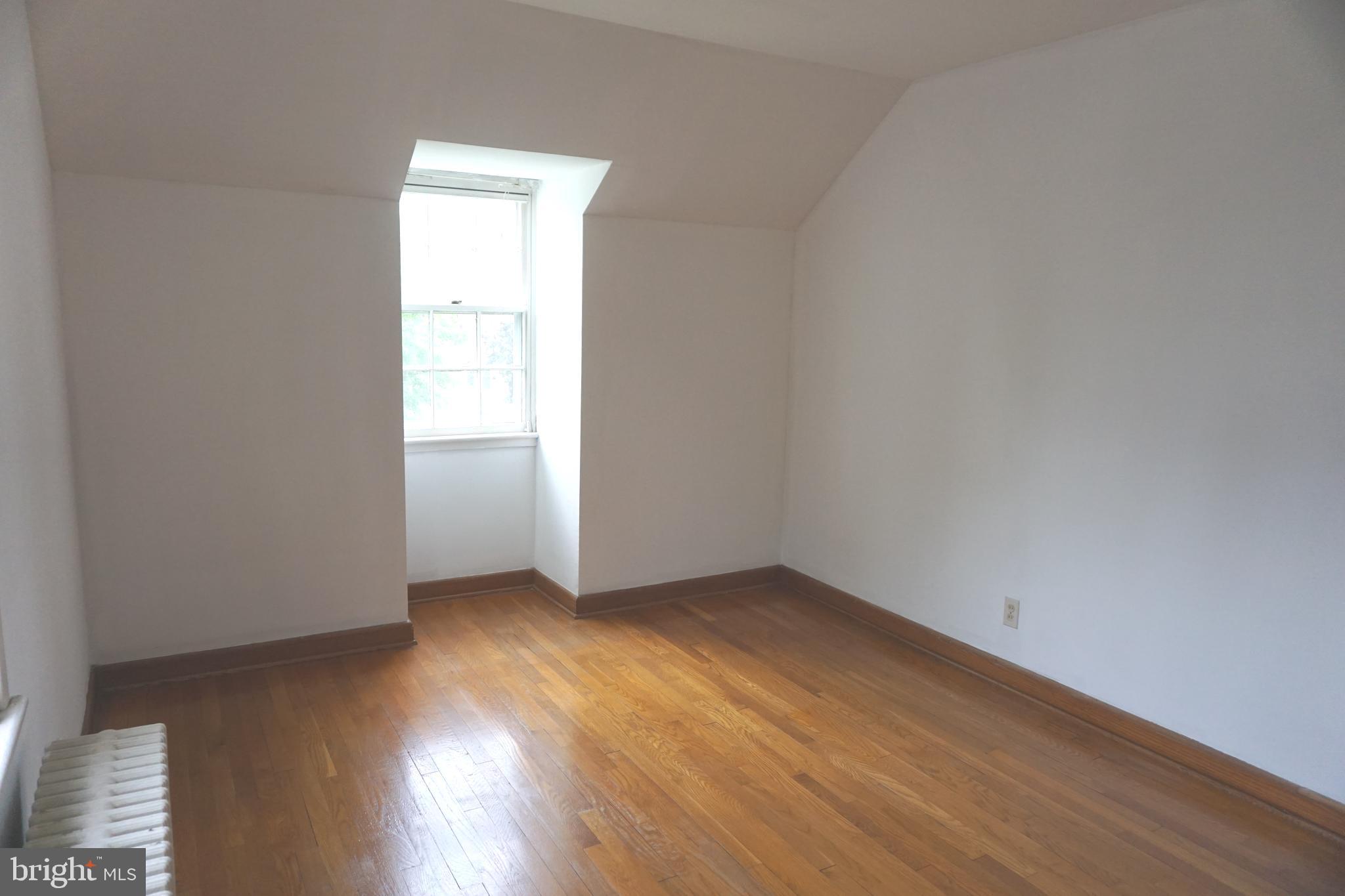 24 Overbrook Road Catonsville, MD 21228 - Photo 40 of 46 Gallery Image 40