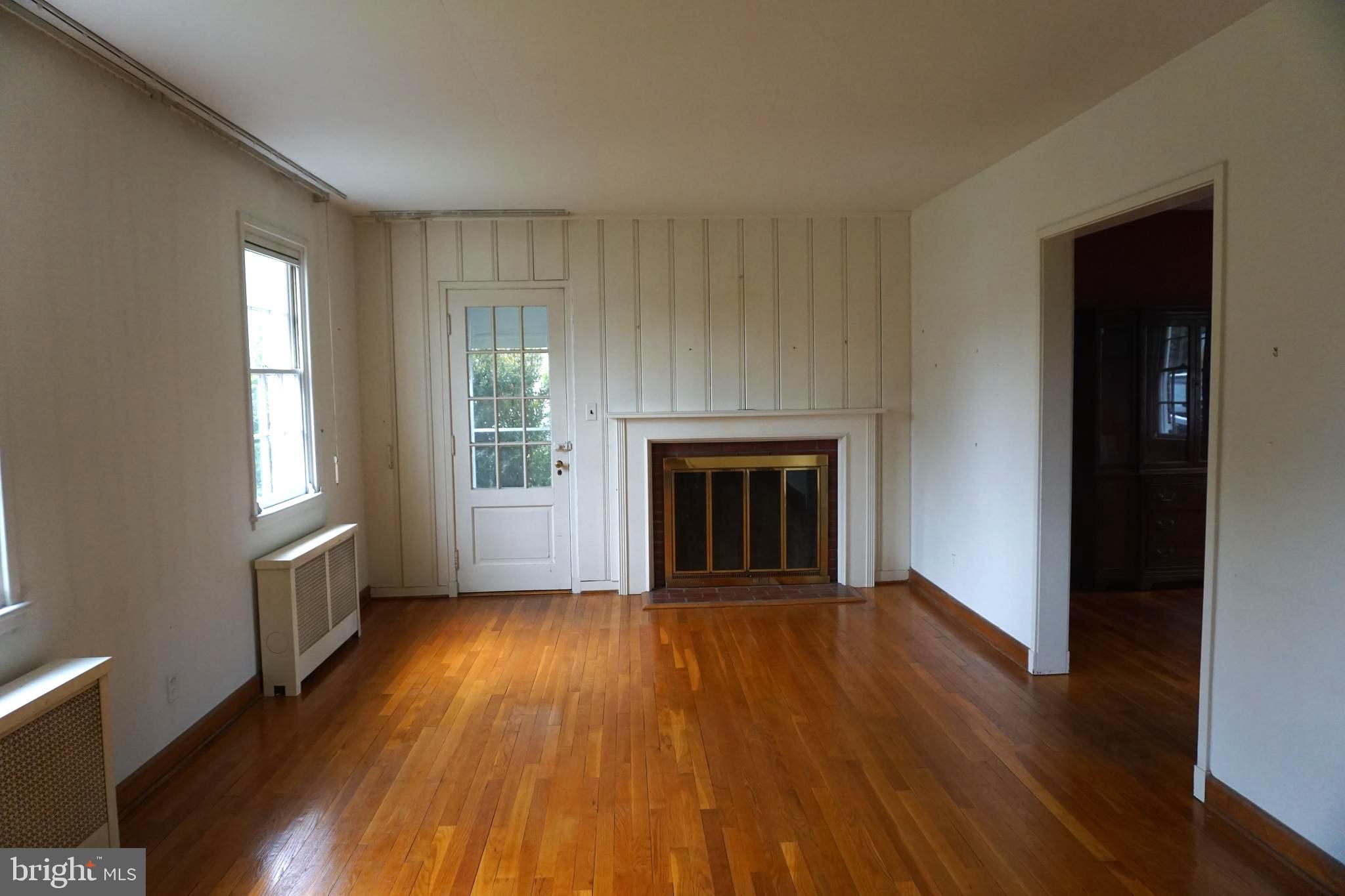 24 Overbrook Road Catonsville, MD 21228 - Photo 8 of 46 Gallery Image 8