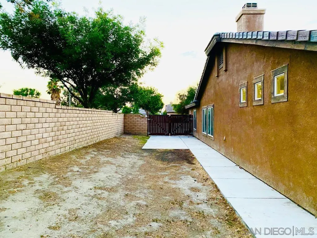 914 Aria Road Hemet, CA 92543 - Photo 26 of 27 a view of outdoor space