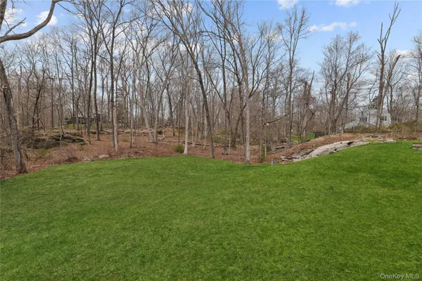 $789,000 | 15 Laurel Road, Pound Ridge, NY 10576