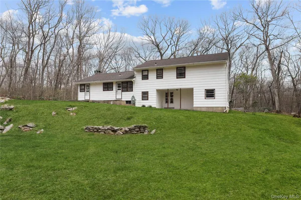 $789,000 | 15 Laurel Road, Pound Ridge, NY 10576