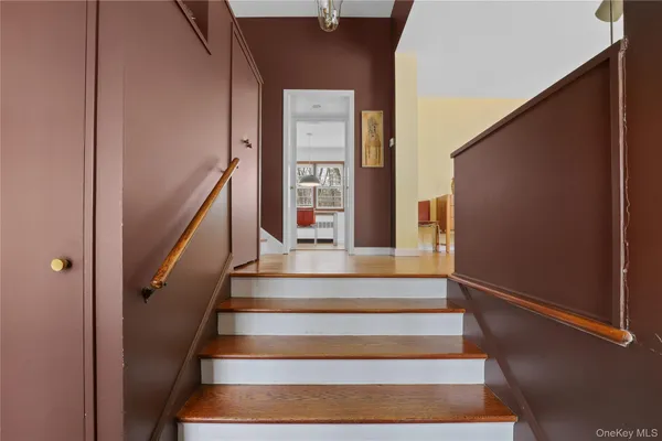 $789,000 | 15 Laurel Road, Pound Ridge, NY 10576