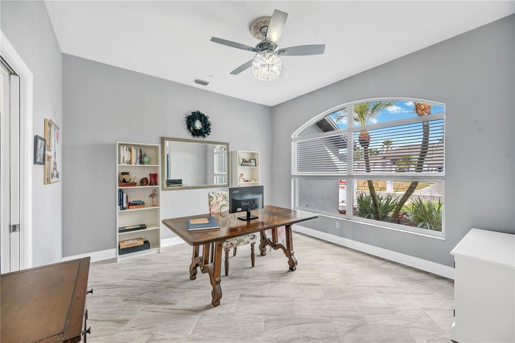 4329 Swift Circle Valrico, FL 33596 - Photo 9 of 29