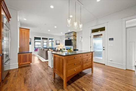 $1,795,000 | 983 Cherry Street, Winnetka, IL 60093