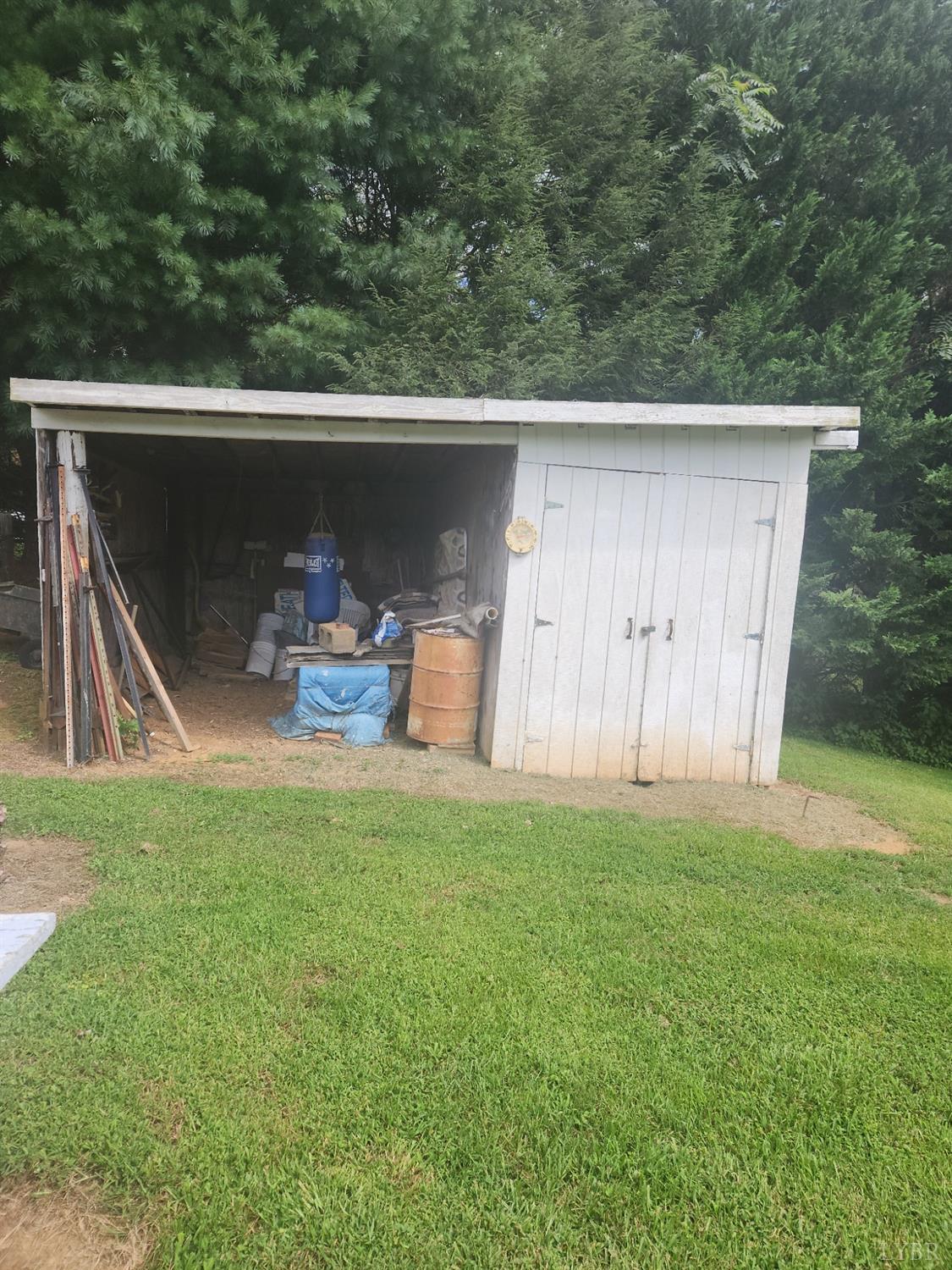 1072 Discovery Trail Big Island, VA 24526 - Photo 5 of 24 Tractor shed