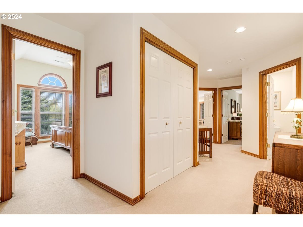 31938 Southeast Dodge Park Boulevard Gresham, OR 97080 - Photo 33 of 48 a view of a livingroom with furniture and an entryway