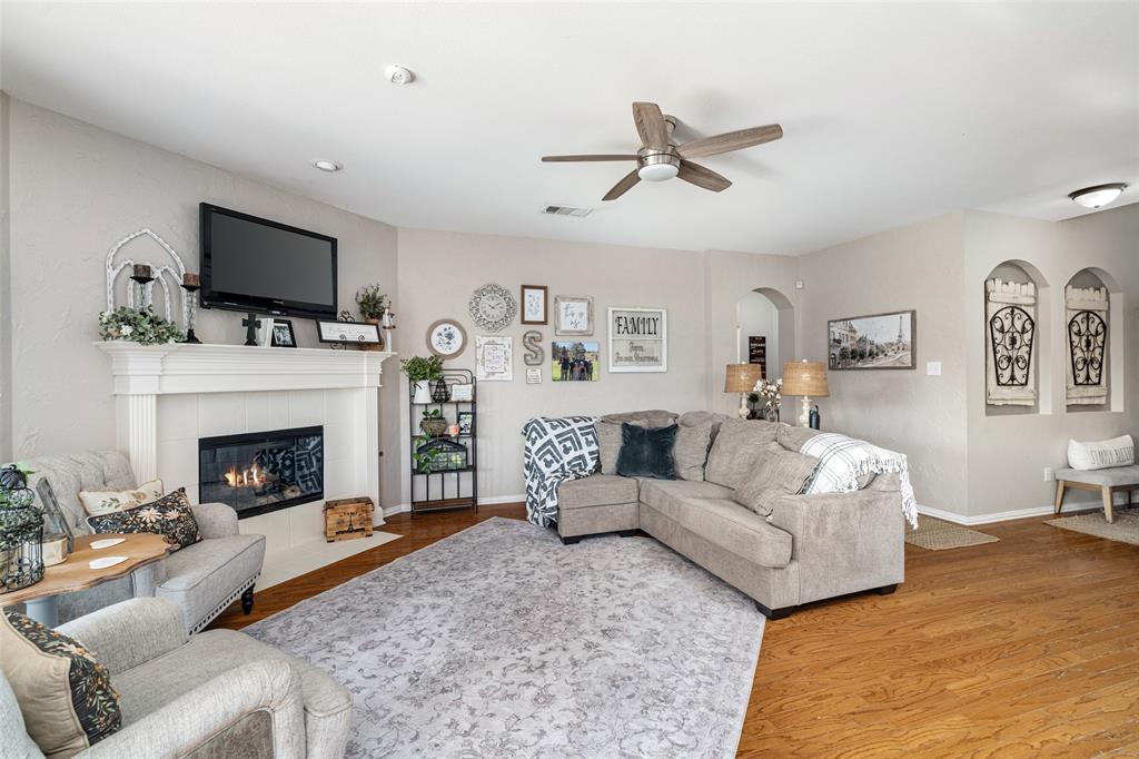 12321 Alfa Romeo Way Frisco, TX 75033 - Photo 14 of 35