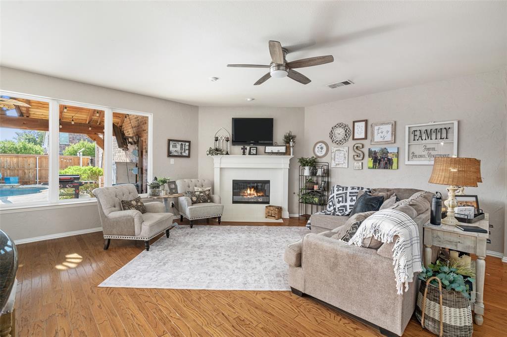 12321 Alfa Romeo Way Frisco, TX 75033 - Photo 15 of 35