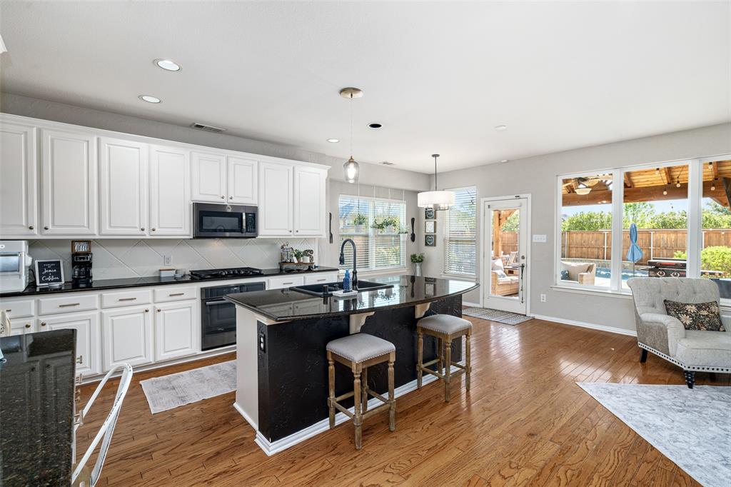 12321 Alfa Romeo Way Frisco, TX 75033 - Photo 10 of 35