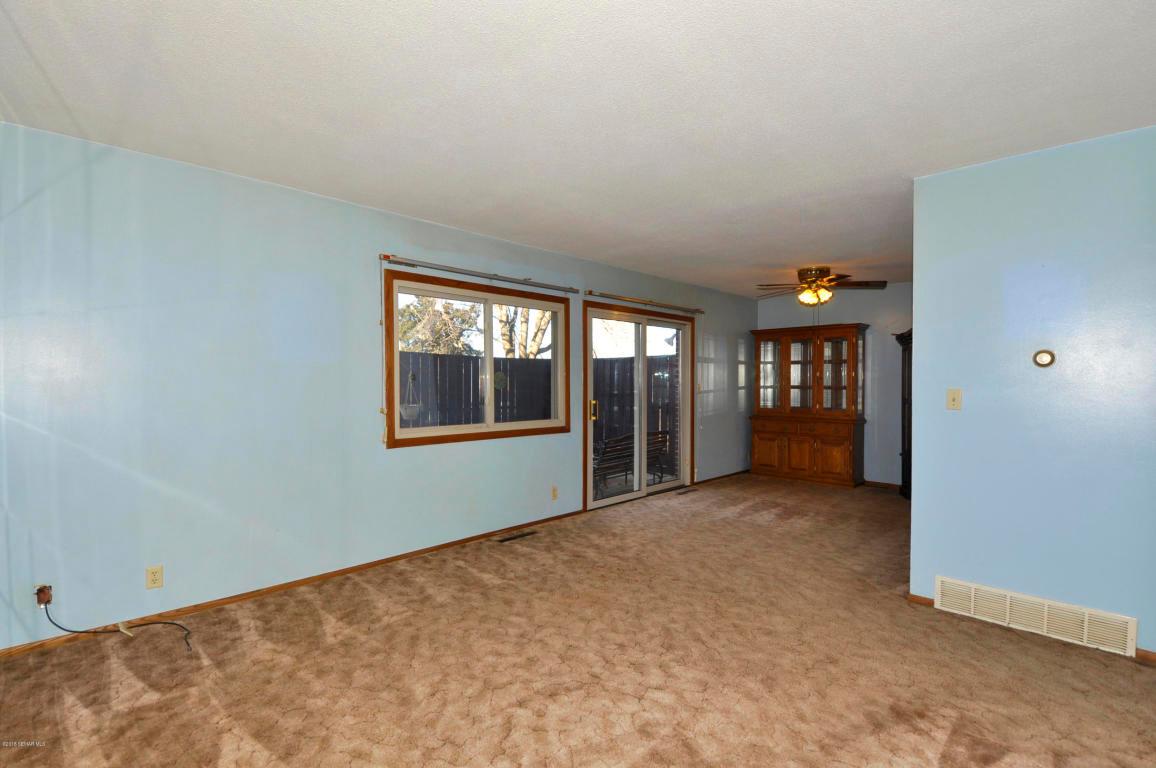 4041 18th Avenue Northwest Rochester, MN 55901 - Photo 9 of 20