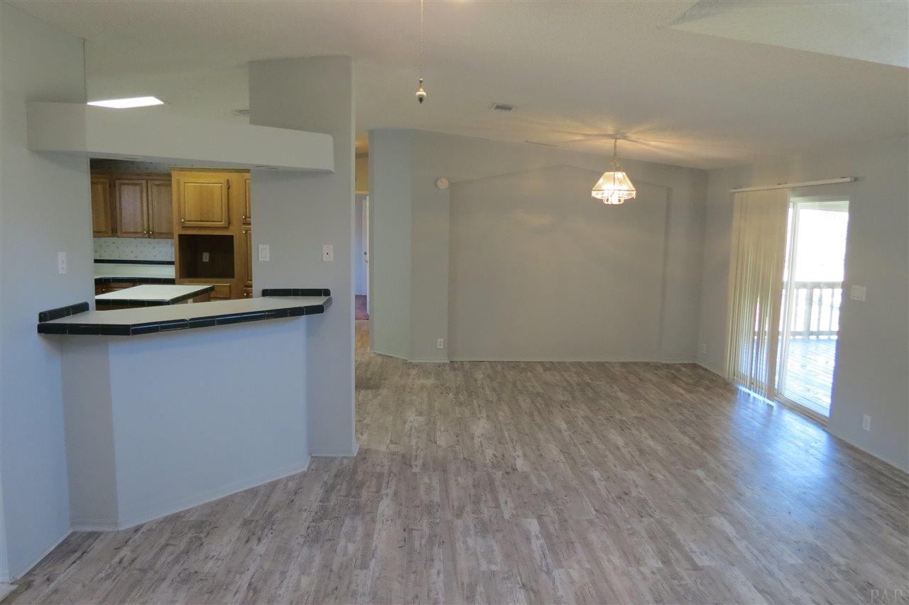 660 Williams Ditch Road Cantonment, FL 32533 - Photo 11 of 27