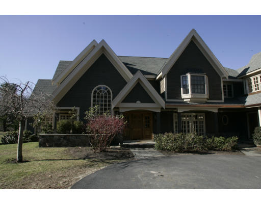 8 Beldon Road Dover, MA 02030 - Photo 2 of 9 Gallery Image 2