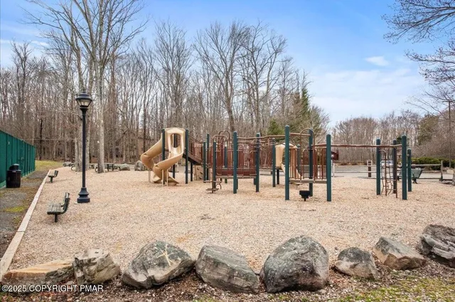 a view of a tennis court