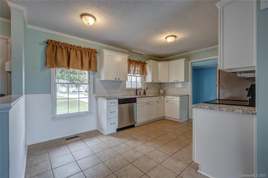 507 Texas Trail Dallas, NC 28034 - Photo 7 of 27