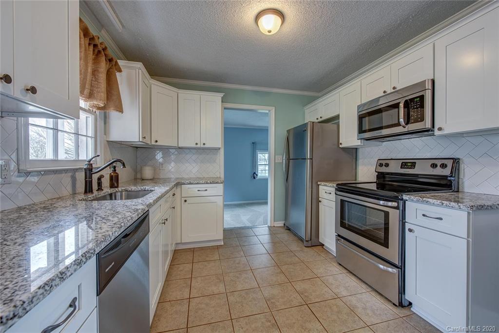 507 Texas Trail Dallas, NC 28034 - Photo 9 of 27