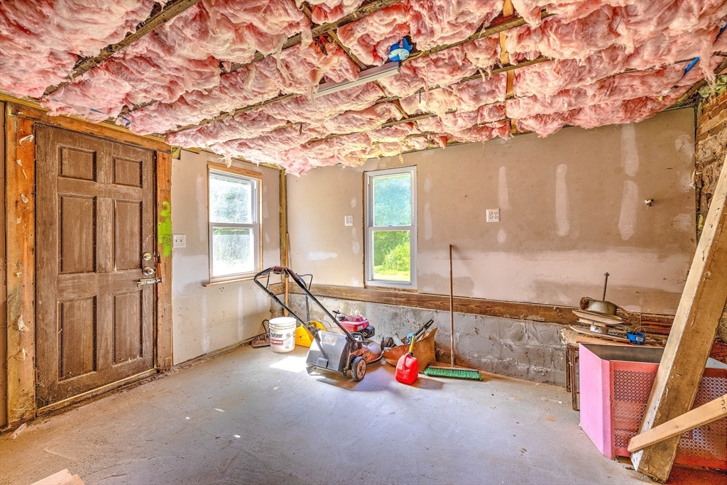 136 Quaboag Street Warren, MA 01083 - Photo 21 of 38