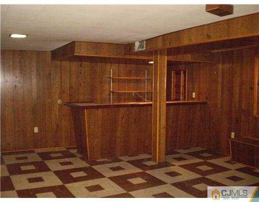 37 Glen Gary Road Middlesex, NJ 08846 - Photo 8 of 15