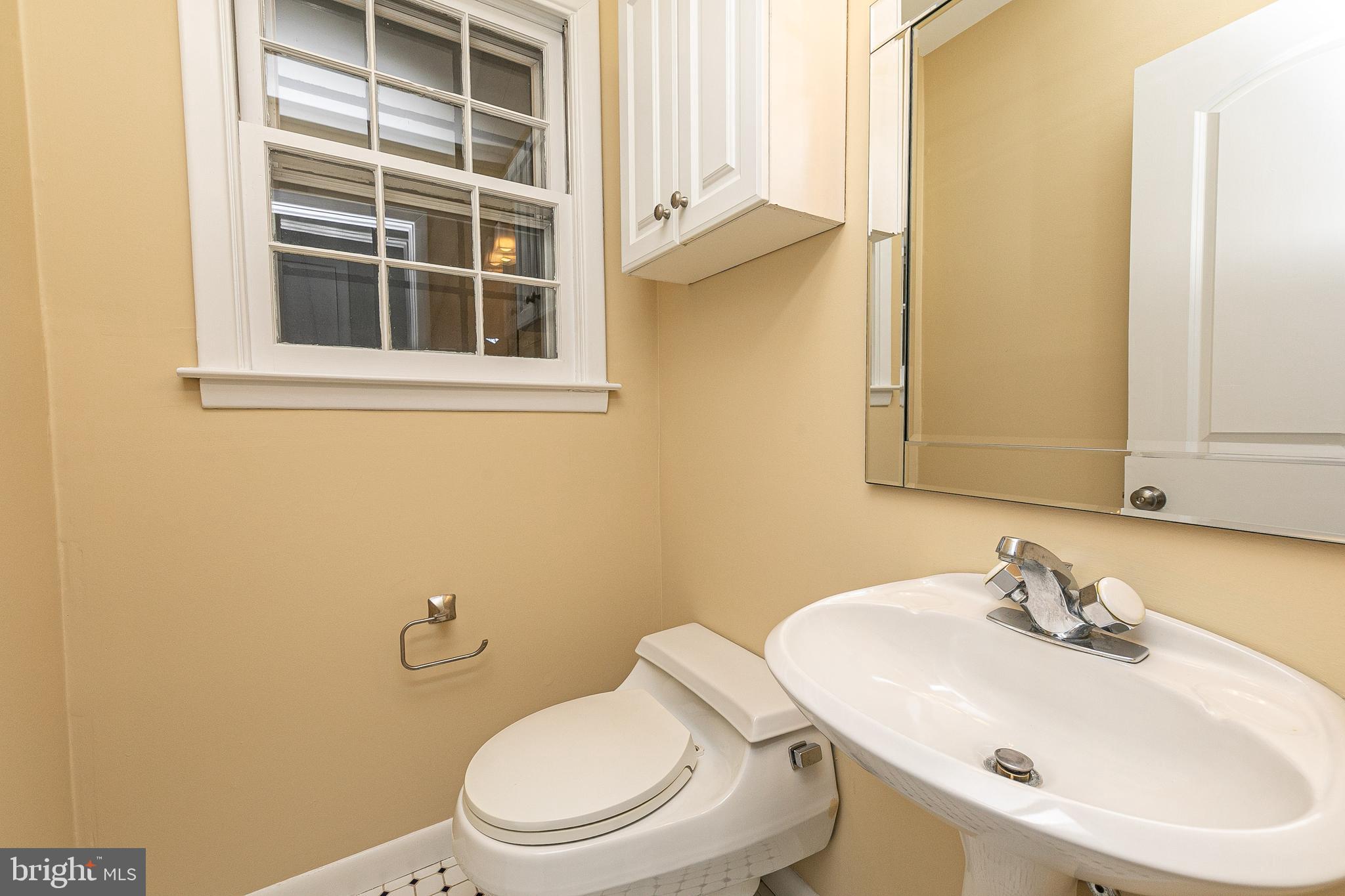 8117 Hawthorne Road Elkins Park, PA 19027 - Photo 19 of 33 Master Bath