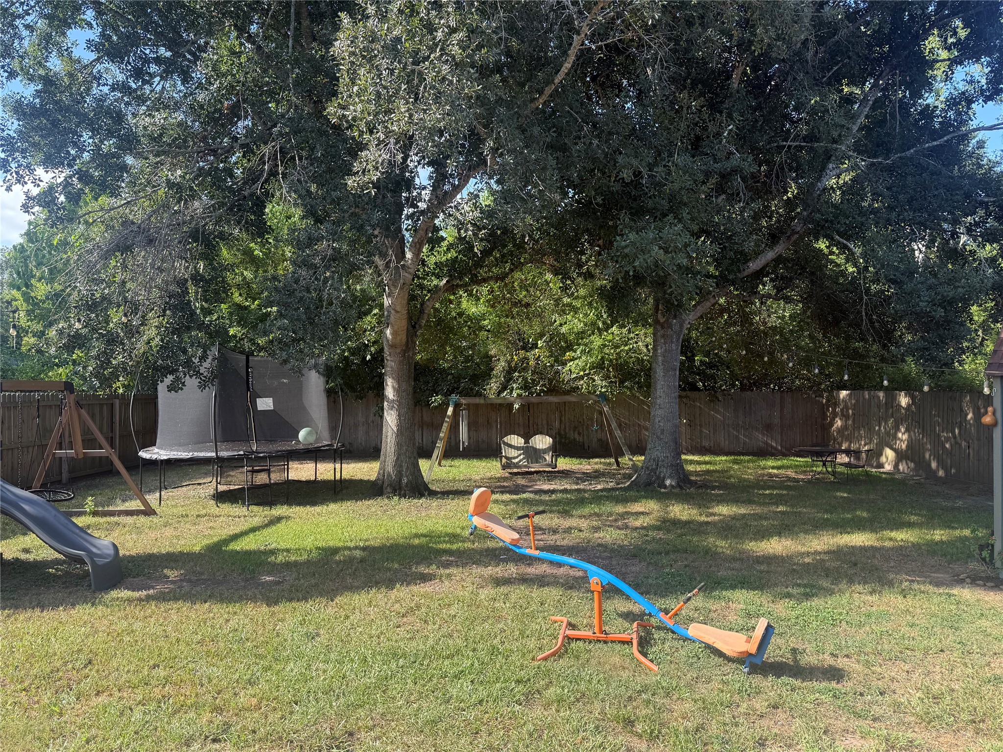 617 East Myrtle Street Angleton, TX 77515 - Photo 28 of 30 Gallery Image 28