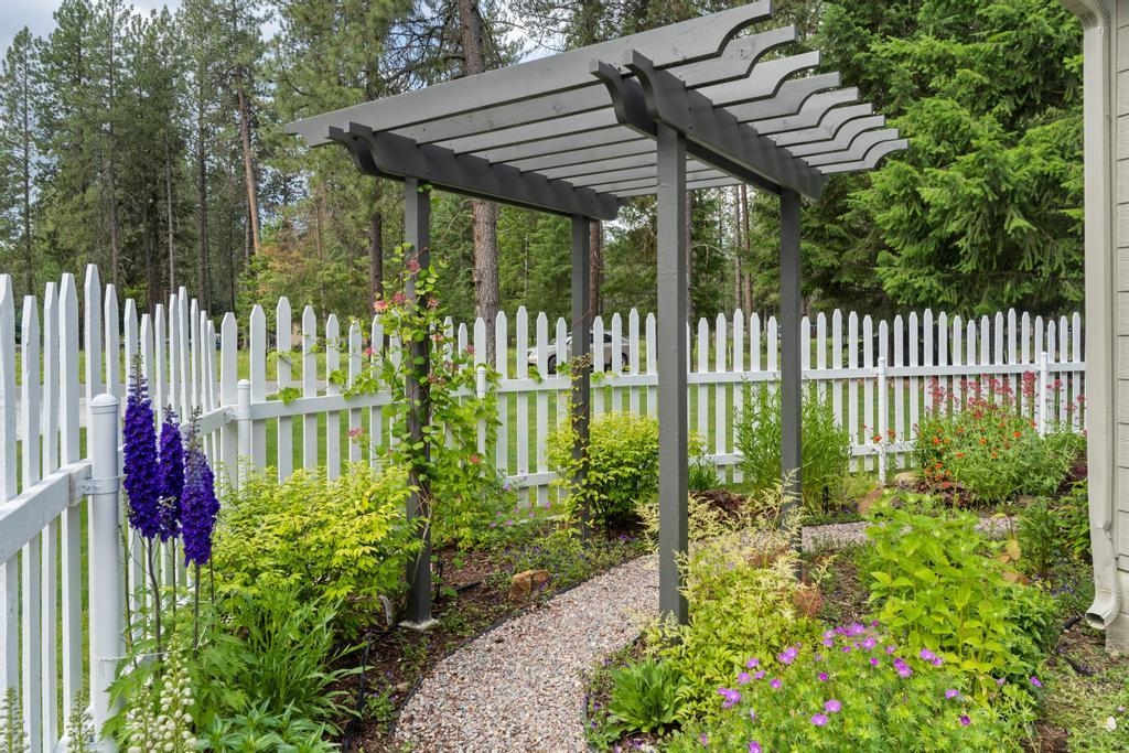 220 Eagle Drive Chewelah, WA 99109 - Photo 10 of 32