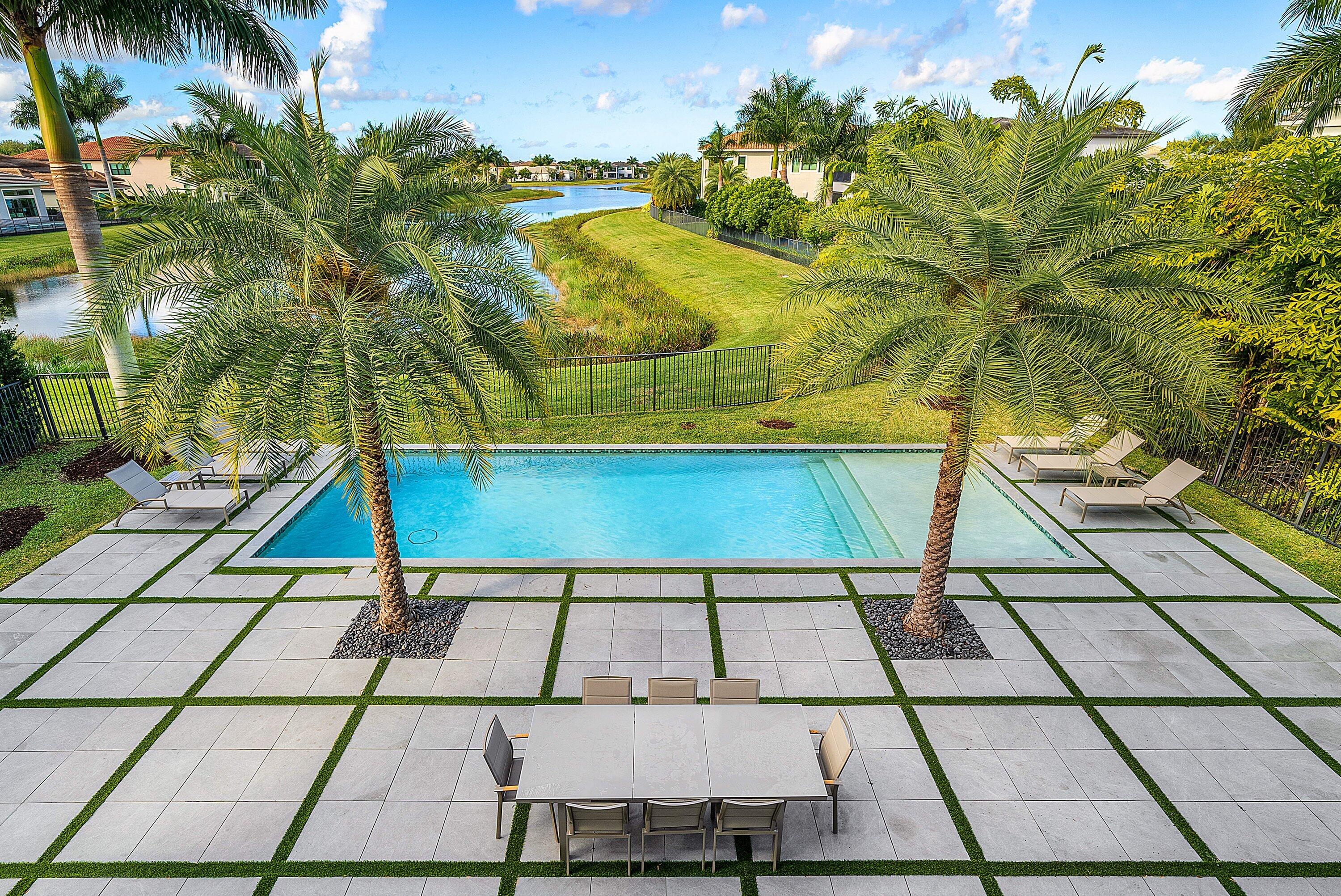 17353 Rosella Road Boca Raton, FL 33496 - Photo 46 of 77 a picture of a tennis court