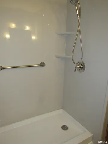 $1,550 | 2154 West 36th Street, Davenport, IA 52806