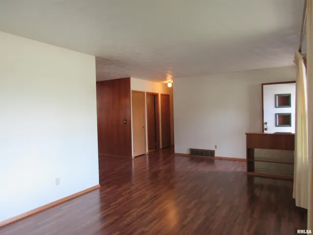 $1,550 | 2154 West 36th Street, Davenport, IA 52806