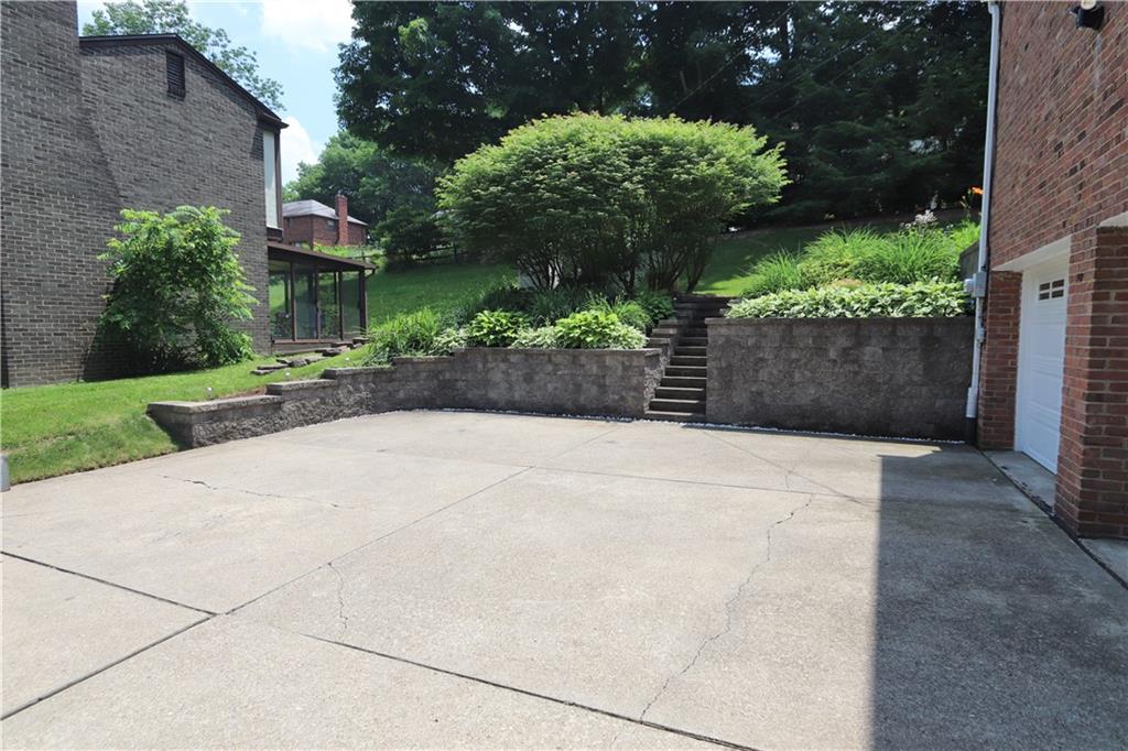 564 Trotwood Ridge Road Pittsburgh, PA 15241 - Photo 22 of 25 Gallery Image 22