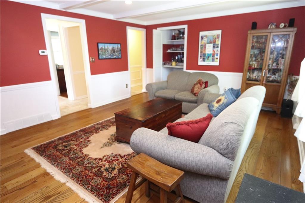564 Trotwood Ridge Road Pittsburgh, PA 15241 - Photo 9 of 25 Gallery Image 9