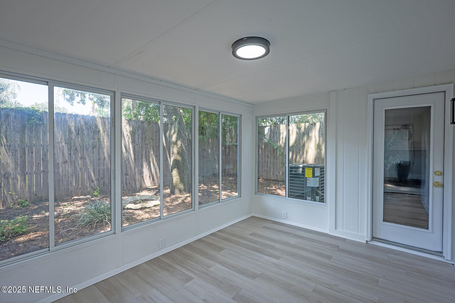925 Gavagan Road Jacksonville, FL 32233 - Photo 24 of 37 23 Florida Room