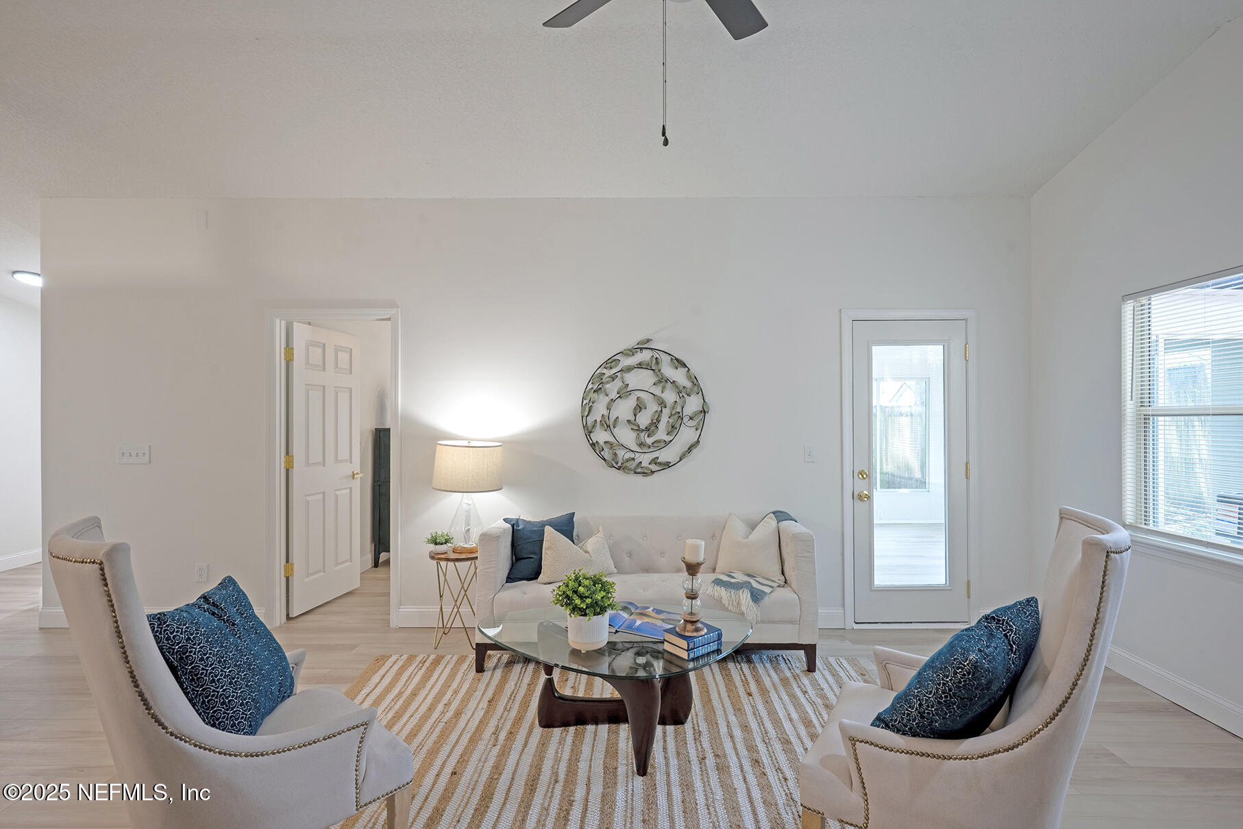 925 Gavagan Road Jacksonville, FL 32233 - Photo 9 of 37 08 Living Room