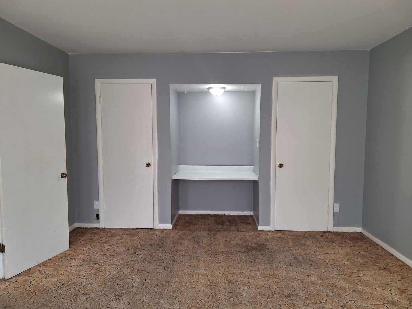 214 South Bloomington Street, Unit 3 Streator, IL 61364 - Photo 9 of 10 a view of an empty room with a closet