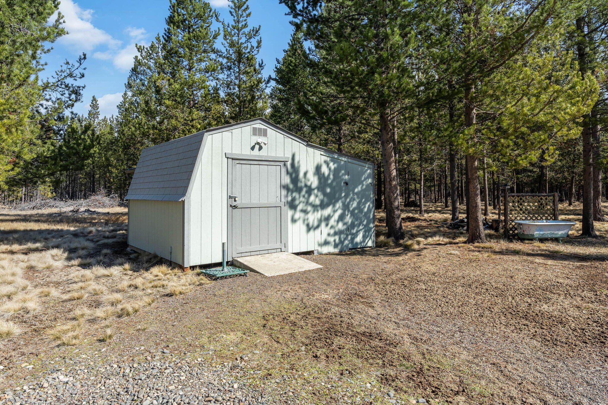 55962 Black Duck Road Bend, OR 97707 - Photo 22 of 29