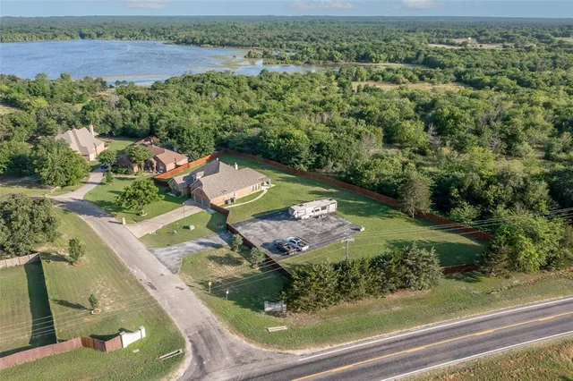 $599,000 | 10528 Lago Vista, Quinlan, TX 75474