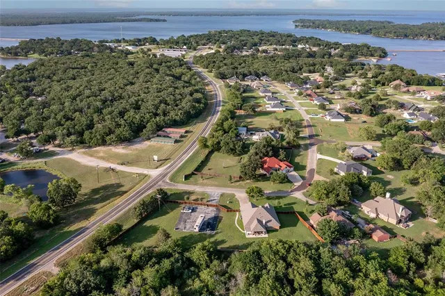 $599,000 | 10528 Lago Vista, Quinlan, TX 75474