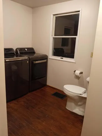 $189,900 | 208 East Electric Court, Sturgis, MI 49091