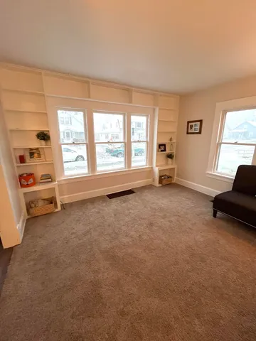 $189,900 | 208 East Electric Court, Sturgis, MI 49091