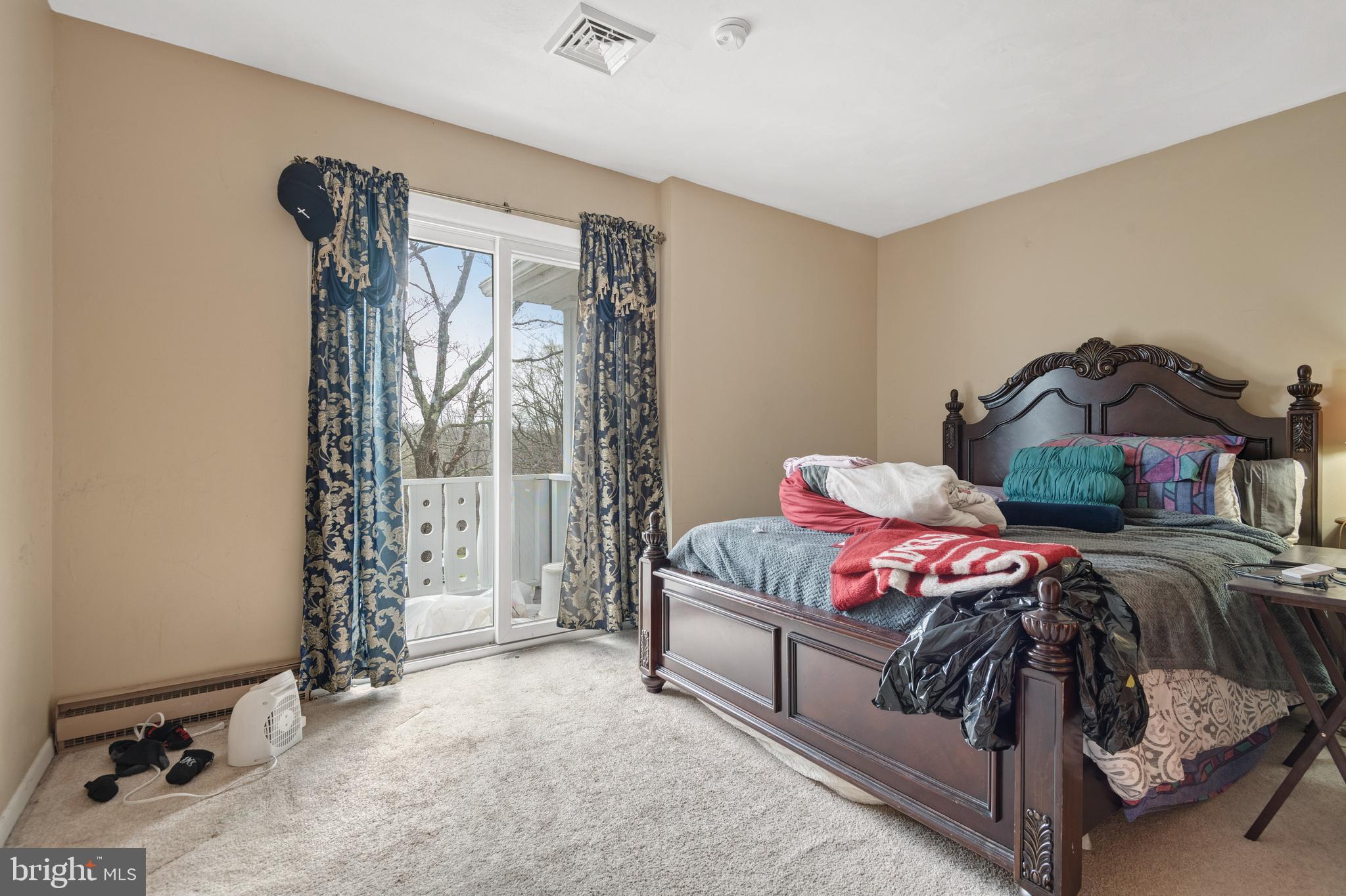 175 Scott Road York, PA 17403 - Photo 21 of 34 a bedroom with a bed and a window