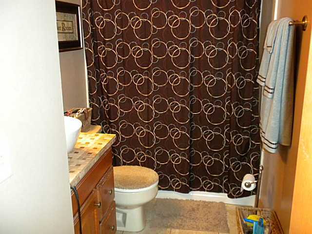 341 Smith Road Columbus, OH 43228 - Photo 11 of 12 Gallery Image 11