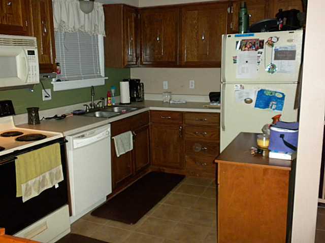 341 Smith Road Columbus, OH 43228 - Photo 2 of 12 Gallery Image 2