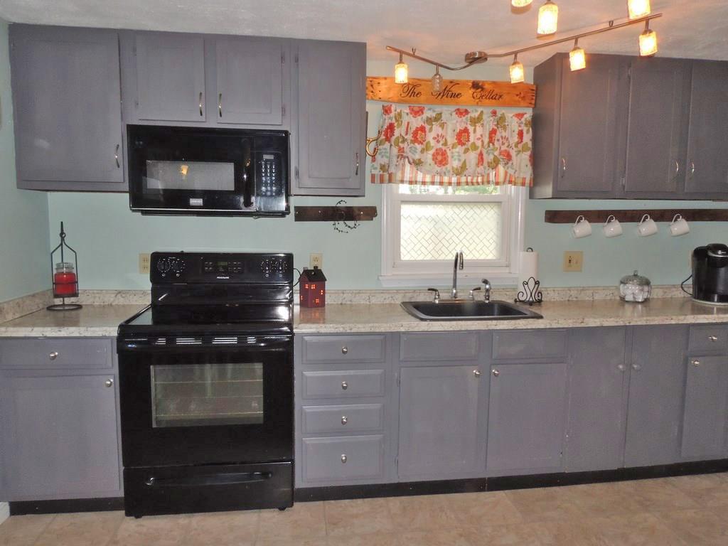 107 Thornton Road Bangor, ME 04401 - Photo 11 of 34 Photo