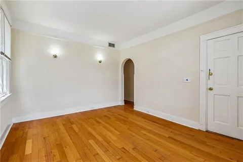 $1,000 | 3820 State St Drive, Unit B, New Orleans, LA 70125