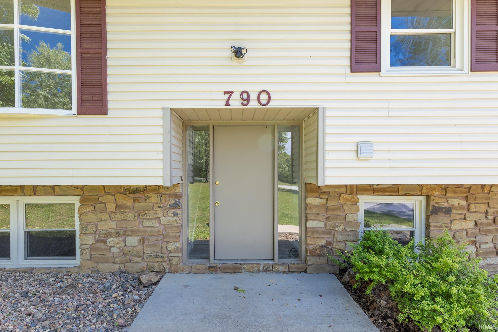 790 East Dillman Road Bloomington, IN 47401 - Photo 6 of 48