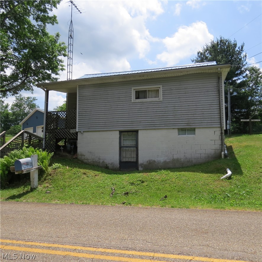 3086 Apollo Road Southeast Carrollton, OH 44615 - Photo 2 of 49