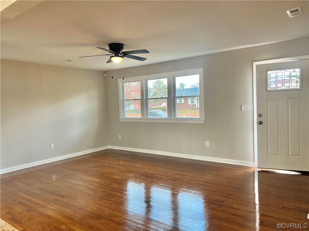 2210 Fort Rice Street Petersburg, VA 23805 - Photo 5 of 32 Gallery Image 5