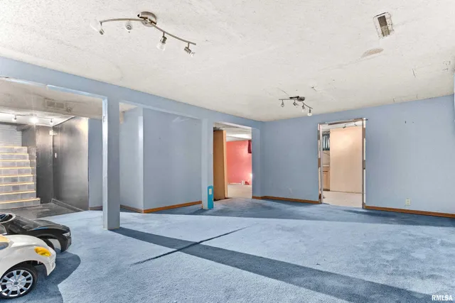 $65,000 | 2407 North Central Avenue, Peoria, IL 61603