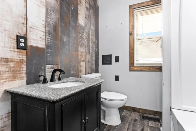 $65,000 | 2407 North Central Avenue, Peoria, IL 61603