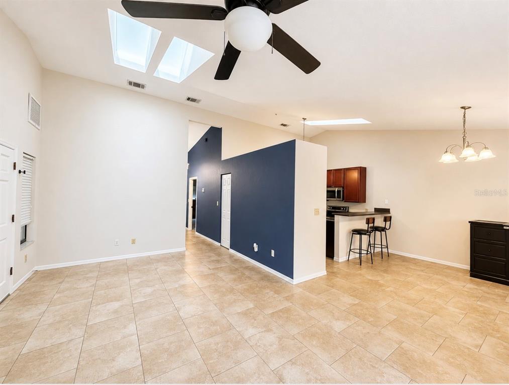 3915 Northwest 7th Place Gainesville, FL 32607 - Photo 5 of 10
