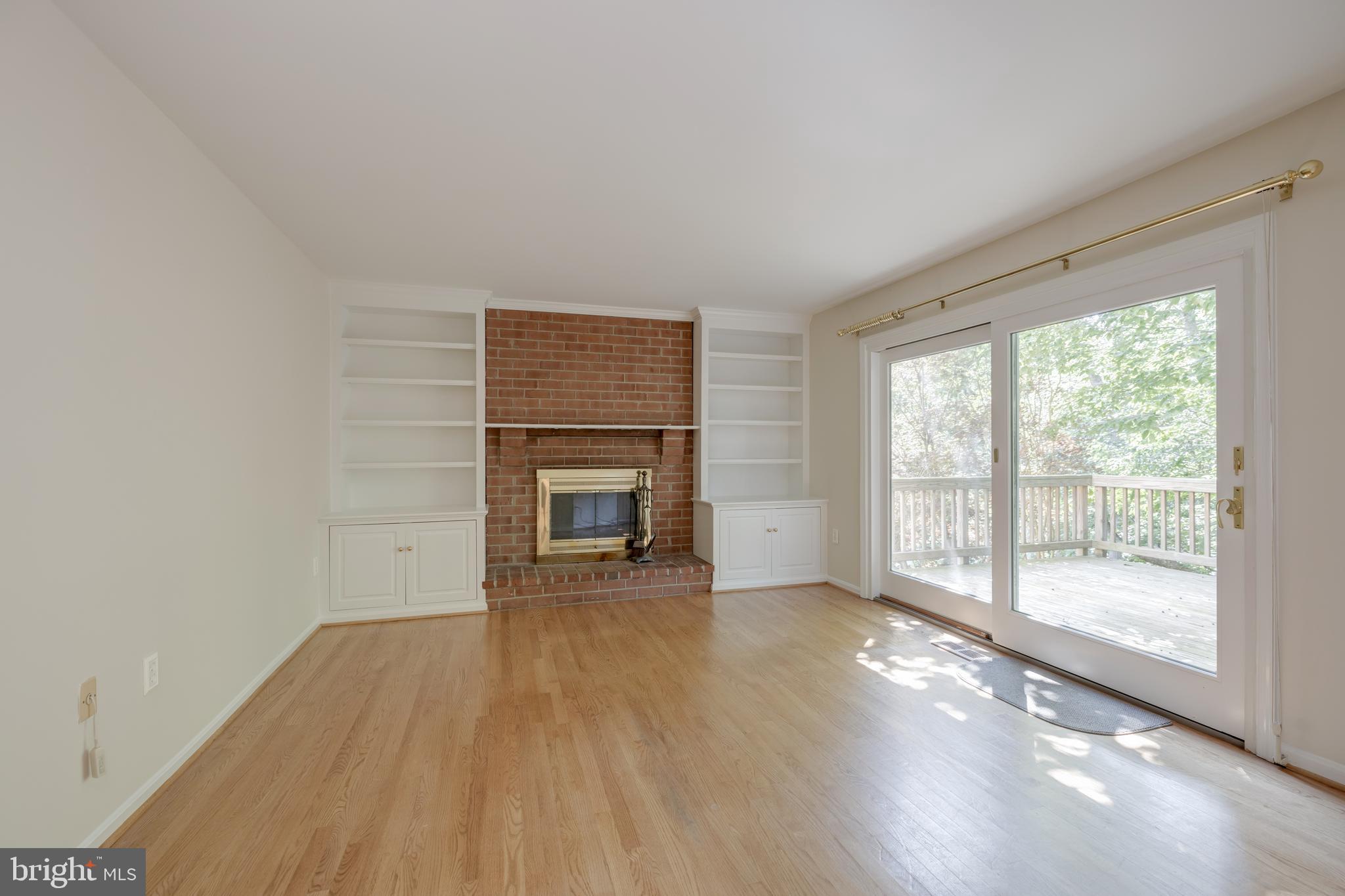 7142 Rolling Forest Avenue Springfield, VA 22152 - Photo 19 of 40 Family Room